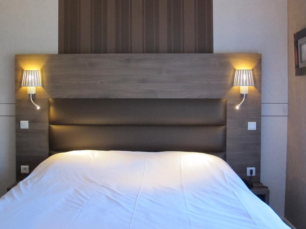 Logis Deshors-Foujanet Hotel Chamboulive Kültér fotó