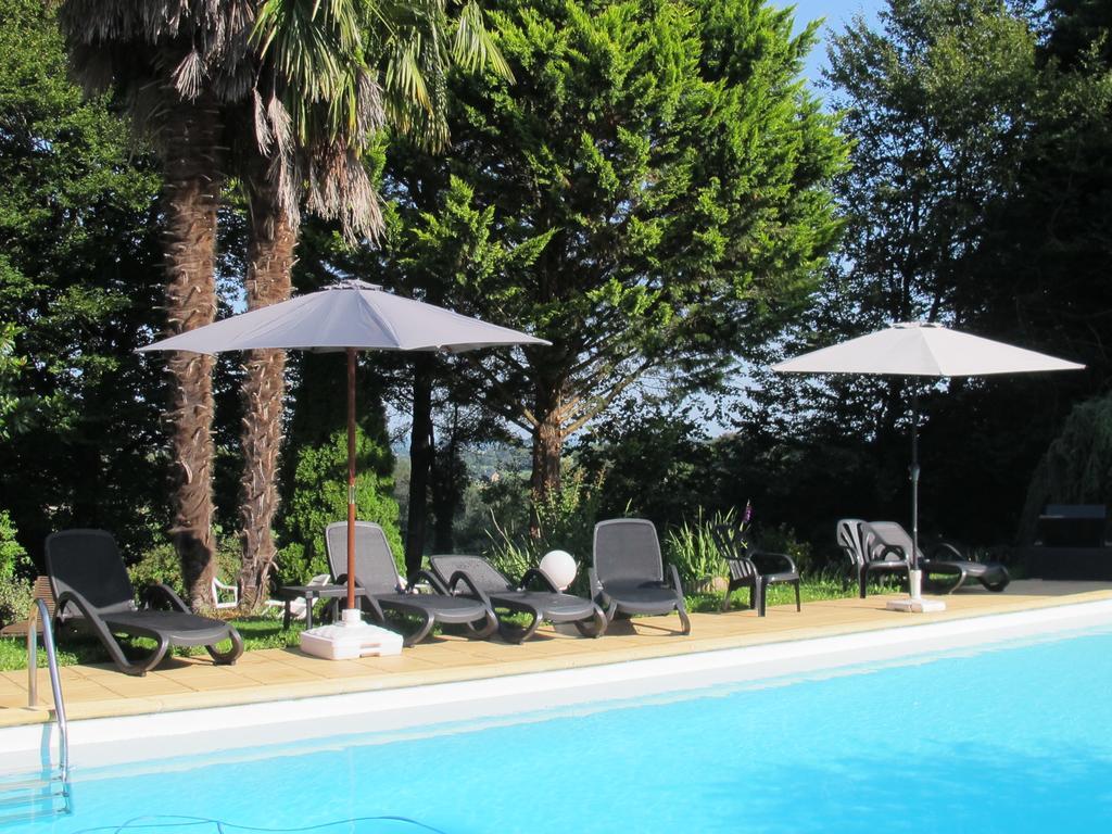 Logis Deshors-Foujanet Hotel Chamboulive Kültér fotó