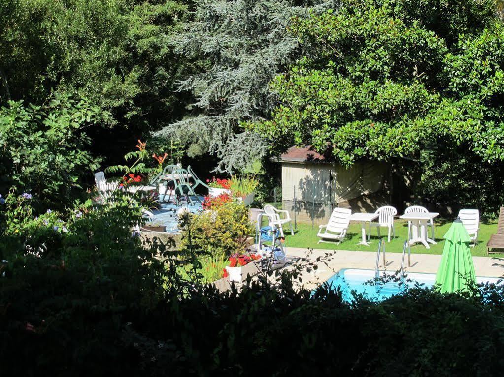 Logis Deshors-Foujanet Hotel Chamboulive Kültér fotó